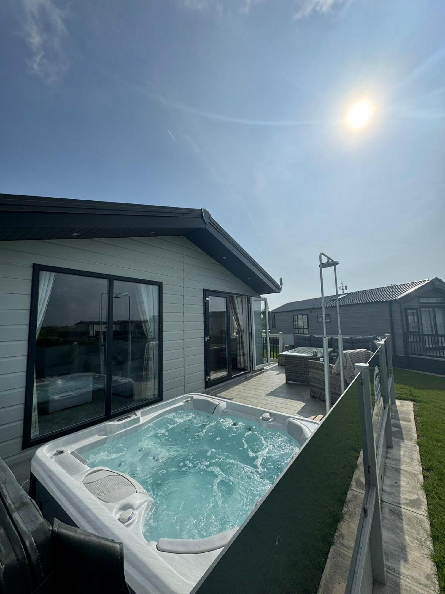 Golden Anchor - The Oakland Lodge - Coastal Caravan Breaks Chapel St Leonards Zewnętrze zdjęcie